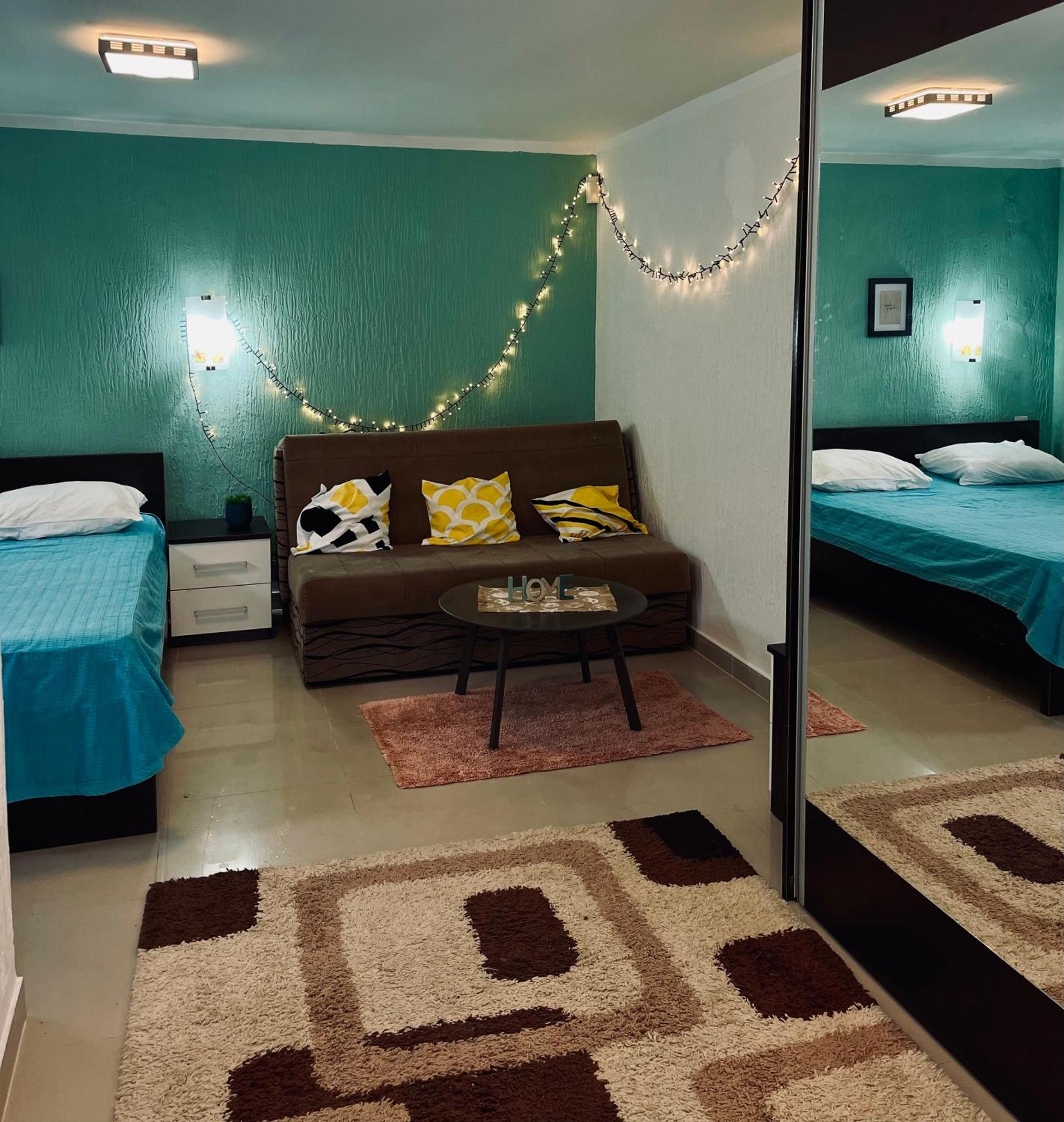 Aparthotel Family House With Pool & Sea View Bijela Zewnętrze zdjęcie