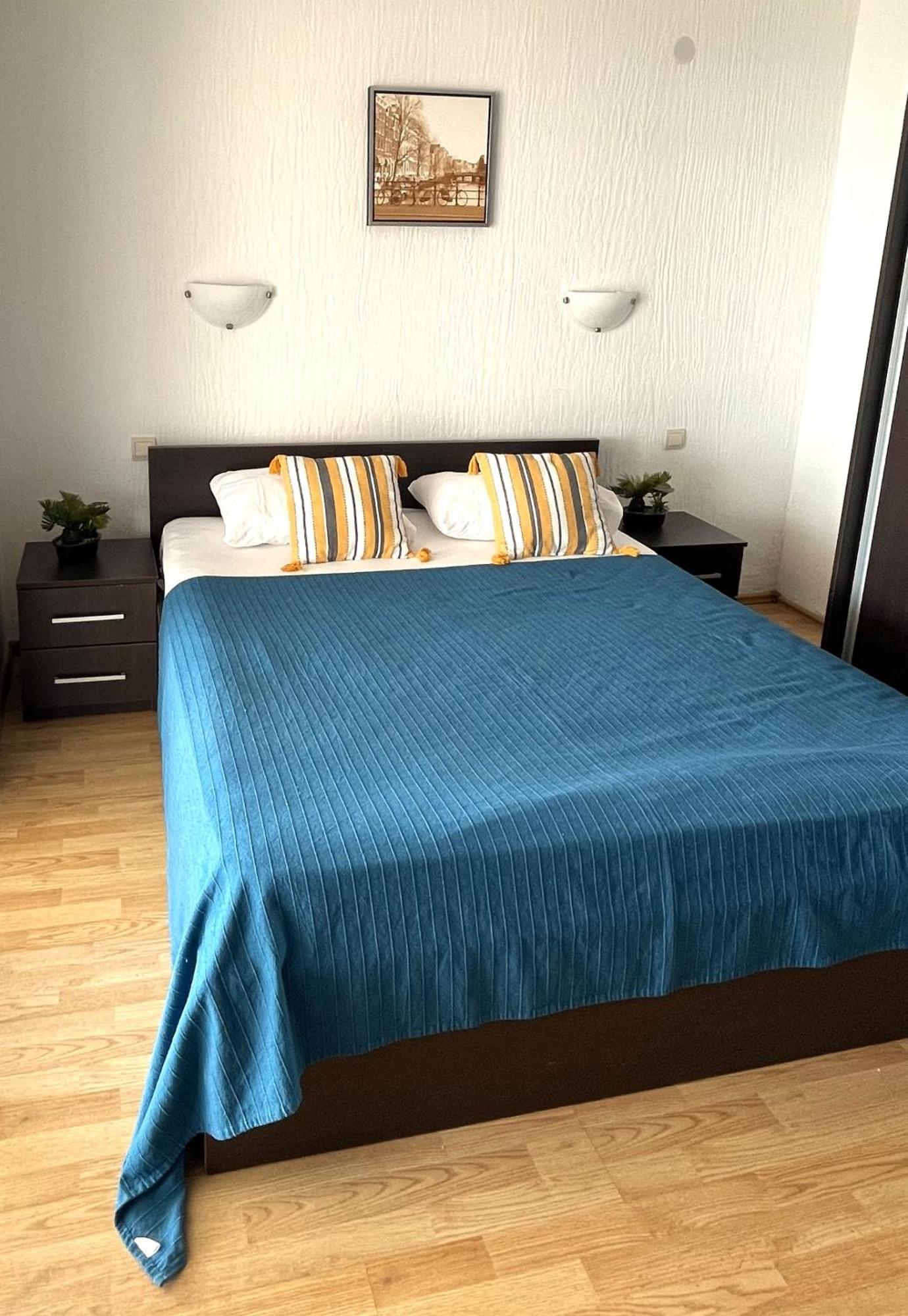 Aparthotel Family House With Pool & Sea View Bijela Zewnętrze zdjęcie